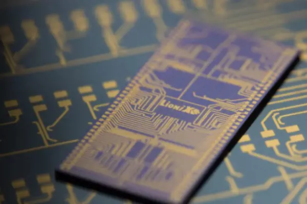Photonic Integrated Circuit: Definition, Disadvantage, Fabrication, Application